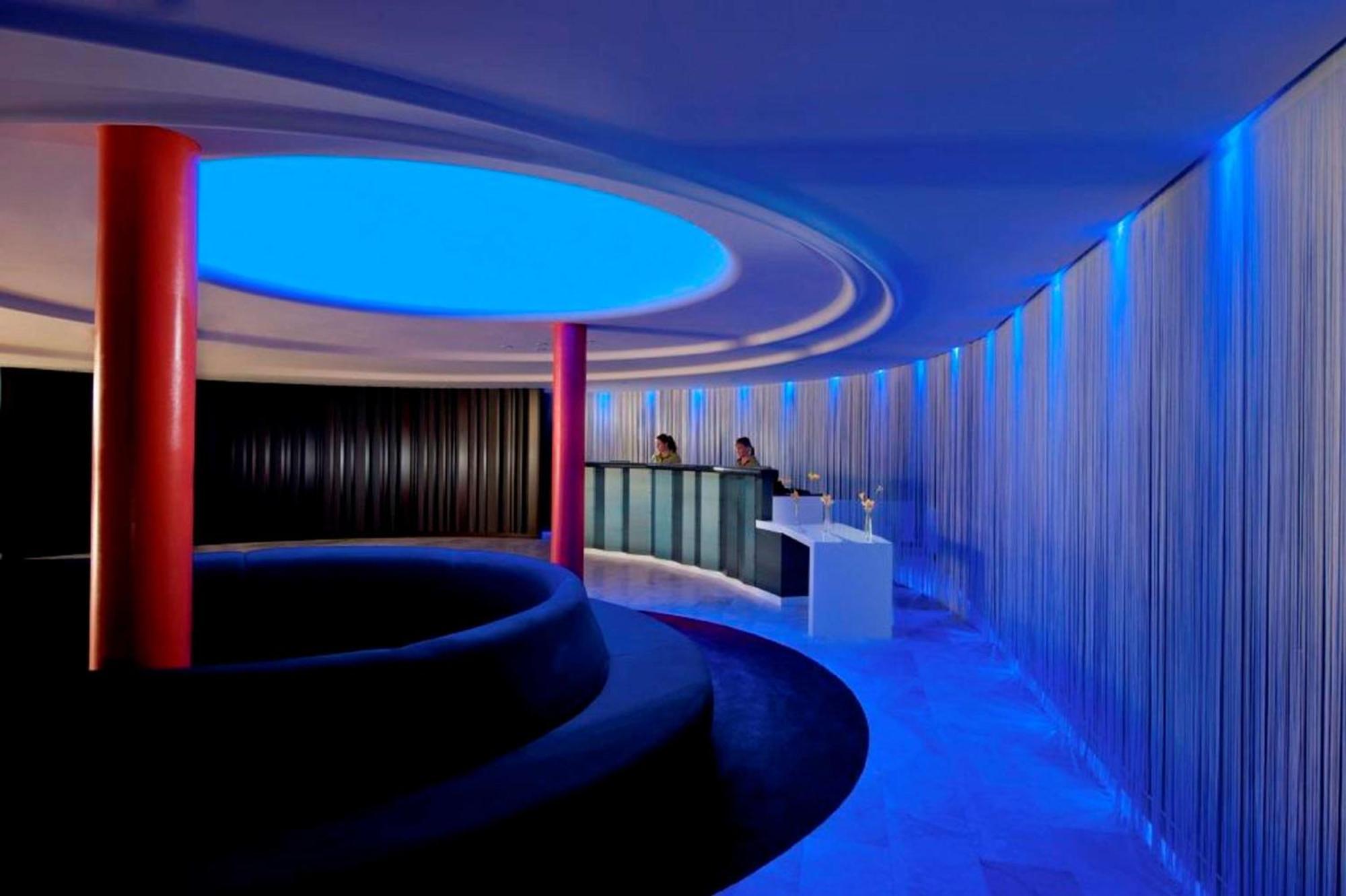 Doubletree By Hilton Куийнстаун Екстериор снимка
